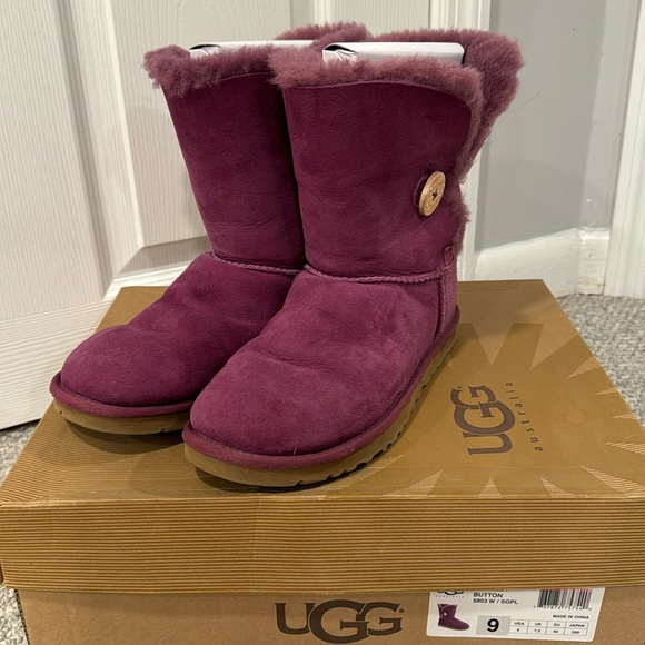 Purple Uggs - Bailey Button - Picture 1 of 4